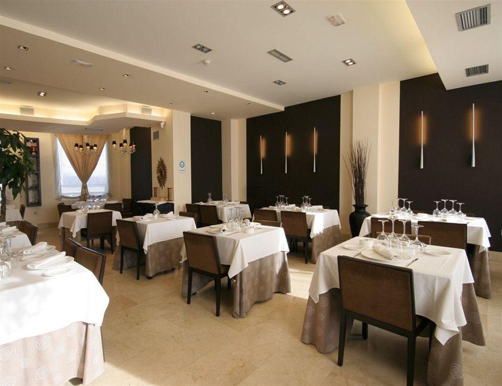 Hotel Asador H.M. Versus Burgo Buitenkant foto